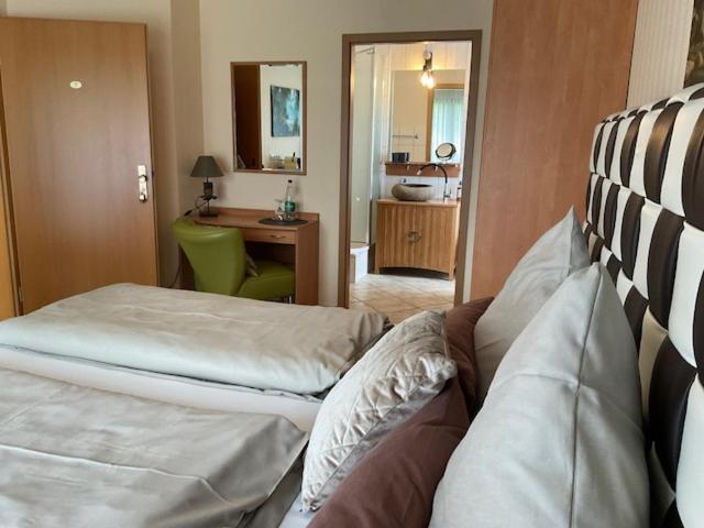 Zu Jeddelohs Lodge Hotel Gladenbach Zewnętrze zdjęcie